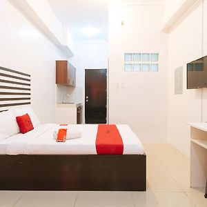 Reddoorz @ Jardin Lrt Tayuman Manila